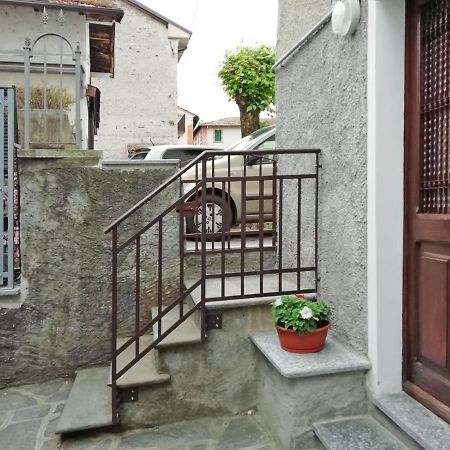 Appartamento Cristina Stresa Bagian luar foto